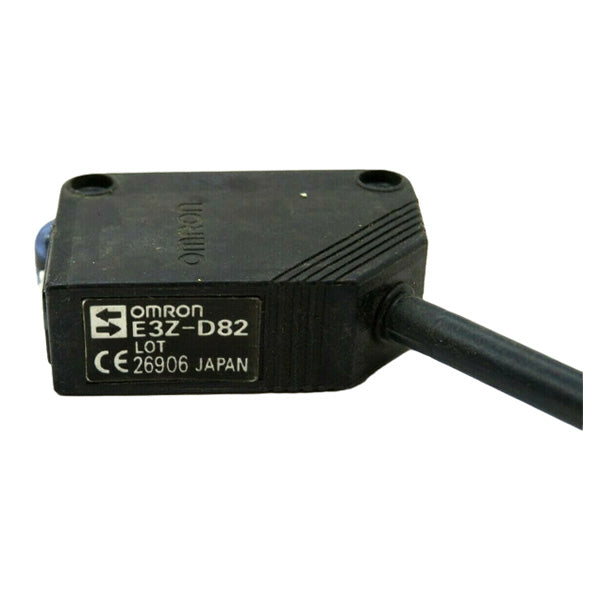 E3Z-D82 | Omron Diffuse-reflective Sensor